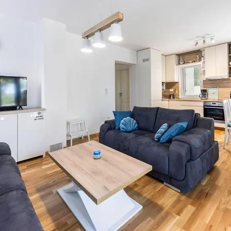 アパート Villa Ancora - Merope Apt /W Jacuzzi & Terrace - Happy Rentals *