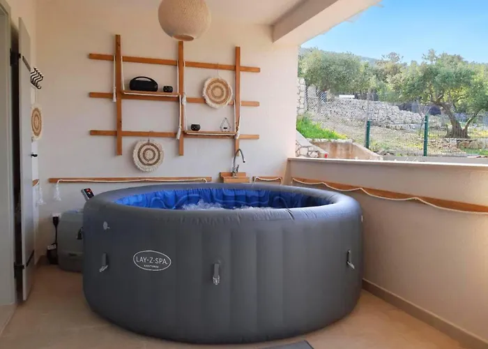 Ancora - Merope Sv.jakov - Happy Nerezine